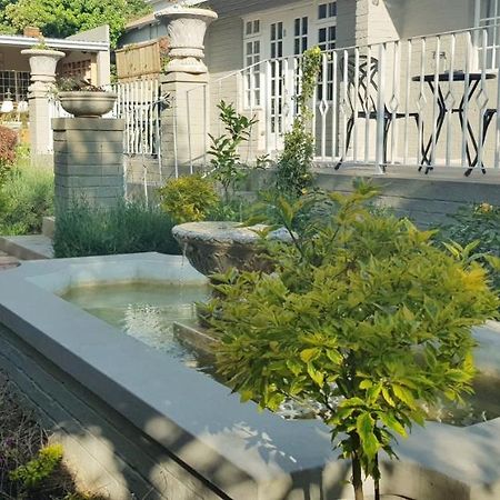 Villa Moi Йоханесбург Екстериор снимка
