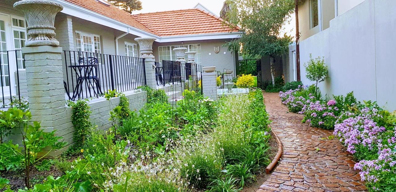 Villa Moi Йоханесбург Екстериор снимка